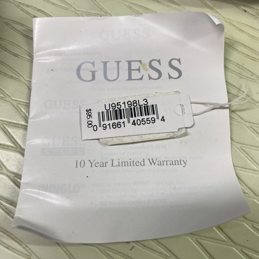 GUESS Women's U95198L3 Pink Plastic Strap Quartz Watch with Pink Dial Bezels EUC